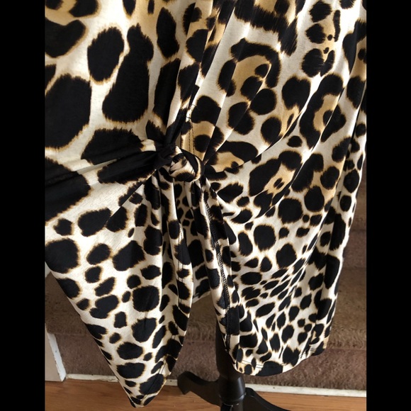 55. Ashley Stewart•Front Knot Animal Print Dress•Size 18/20 - Picture 2 of 4